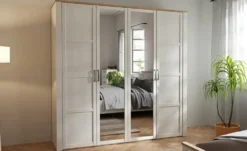 Drehtürenschrank