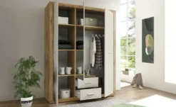 Drehtürenschrank