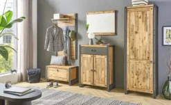 Garderobenschrank