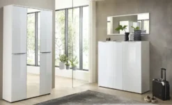 Garderobenschrank