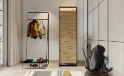 Garderobenschrank