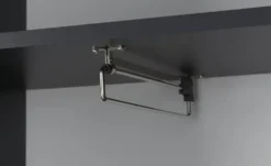 Garderobenschrank