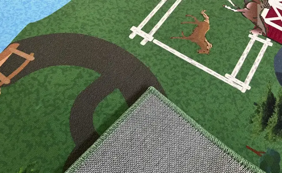 KJUT Spielteppich