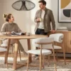 Runder Esstisch aus Massivholz