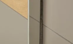 Schwebetürenschrank